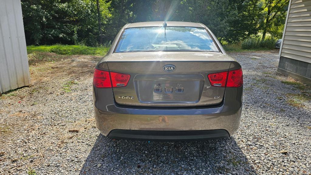 2011 Kia Forte EX - Photo 6