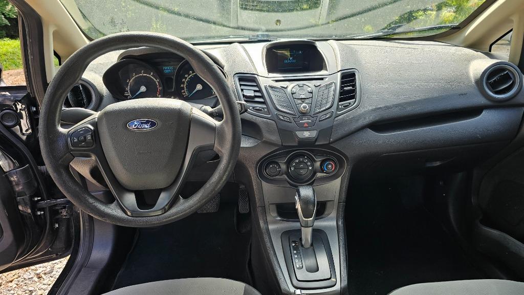 2016 Ford Fiesta S - Photo 22