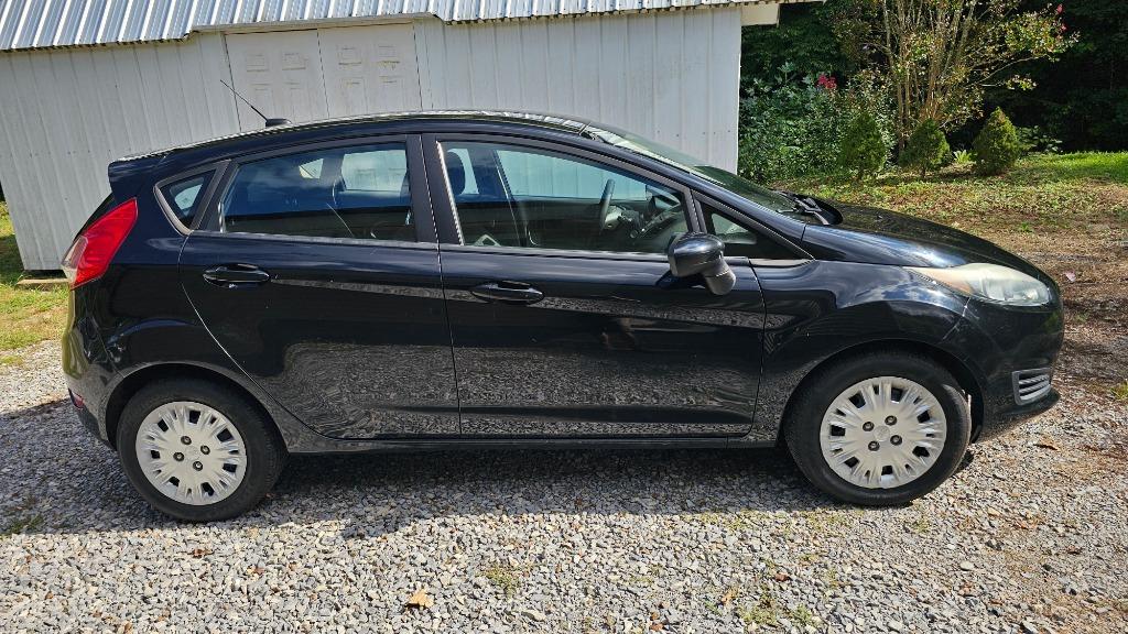 2016 Ford Fiesta S - Photo 13